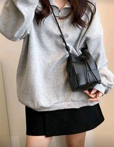 versatile woven handbag (Black)