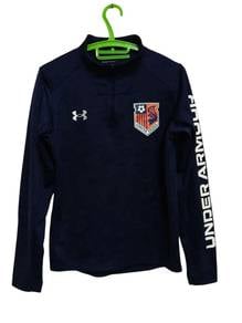 798.under armour half zipper shirt