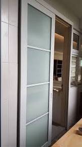 Top Hanging Door Bilik  (Aluminium&Kaca)