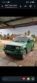 Mitsubishi Pajero in Pekan, PHG