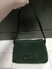 Guess Simple Handbag