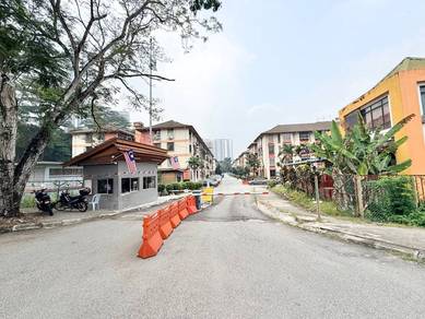 Apartment For Sale in Rampai Court