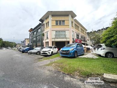 Shop lot For Sale in Bandar Botanic,SGR