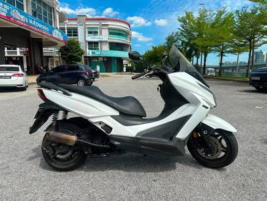 Modenas Elegan 250