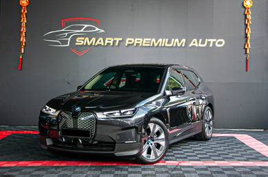 BMW iX xDRIVE40 SPORT in Desa Petaling, KUL