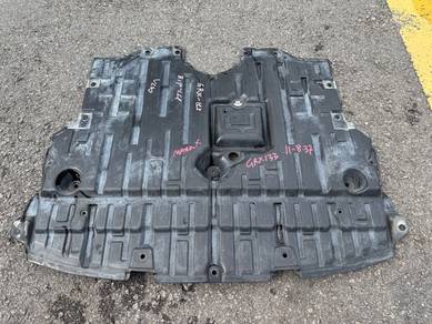 No 11-8-37 Toyota Mark X Grx133 Engine Cover Jpn