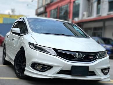 2016 Honda Jade RS