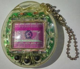 Bandai Tamagochi Mesutchi Transparent Clear Color