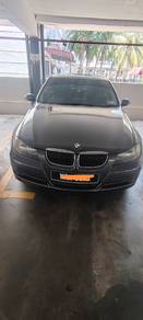 BMW 320i 20i in Serdang, SGR