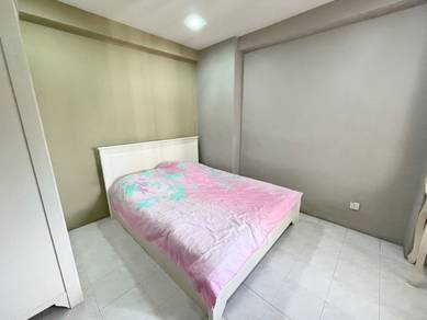 Condominium For Sale in Century Park