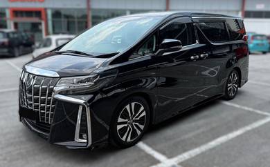 Toyota Alphard 2.5 SC in Bandar Puteri Puchong, SGR