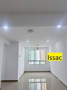 Apartment For Sale in Centrio Avenue