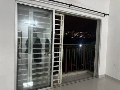 Apartment For Sale in Suria Bayu Apartment ( Taman Emas )