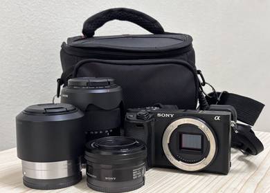 Sony A6400 Mirrorless Camera Bundle