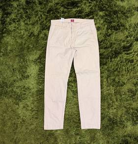 Levi’s Chinos sz 31..