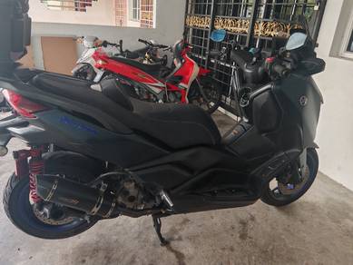 Yamaha XMAX