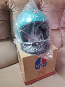Sgv helmet petronas green limited