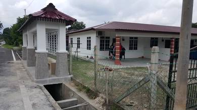 Terraced House For Rent in Bahau,NSN