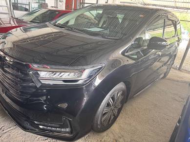 Honda Odyssey ABSOLUTE EX in Ampang Hilir, KUL