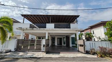 Bungalow House For Sale in Paya Rumput,MLK