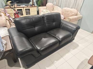 3+2 Seater Half Leather Sofa Set – Used