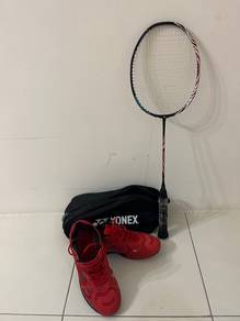racket/ Kasut badminton Yonex