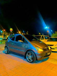 Mercedes Benz A160 160 AVANTGARDE (CBU) in Seremban, NSN