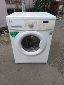 LG inverter front load hot washer mesin basuh 7 kg