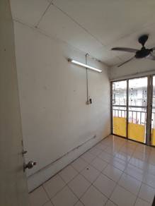 Apartment For Rent in Vista Shop Apartment (Damansara Damai)
