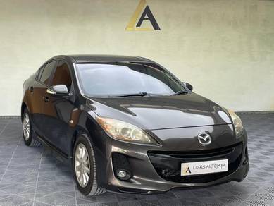 2013 Mazda 3 SPORT