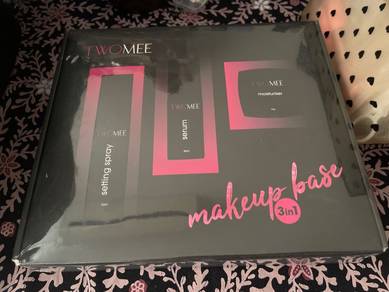 SET TWOMEE Makeup Base