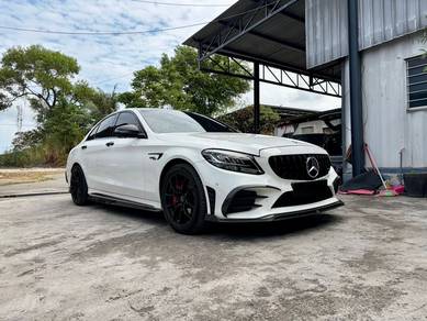 Mercedes Benz C200 AMG 200 AMG LINE in Johor Bahru, JHR