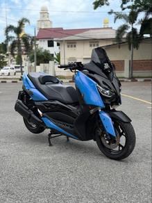 Yamaha XMAX