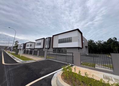 Warehouse / Factory For Rent in Klang,SGR
