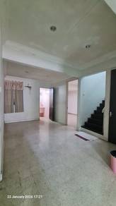 Semi-Detached House For Sale in Gelugor,PNG