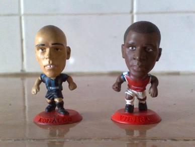 Coca cola coke mini vieira and ronaldo figurine