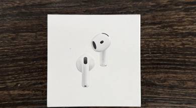 Apple AirPods 4 with ANC