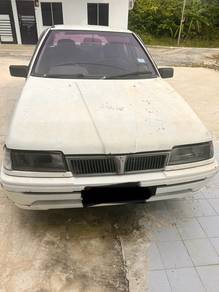 Proton Saga in Sungai Buton, LBN