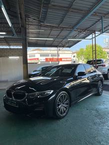BMW 330i 30i M SPORT in Johor Bahru, JHR