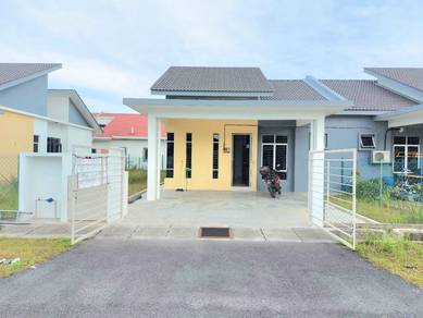 Semi-Detached House For Sale in Sepang,SGR