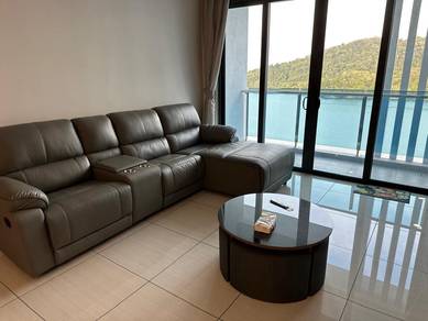 Condominium For Rent in Queens Residences Q1 @ Queens Waterfront