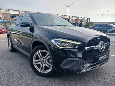 Mercedes Benz GLA200 200 PROGRESSIVE LINE in Setia Alam, SGR