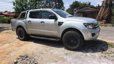 Ford Ranger XLT (HI RIDER) in Labis, JHR