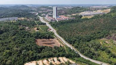 Commercial Land in Salak Tinggi, SGR