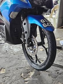 17 inch Sportrim for Yamaha NVX with Maxxi Tyre 