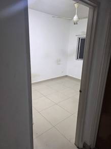 Room in Sentul, KUL