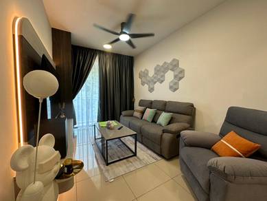 Condominium For Sale in TreeO