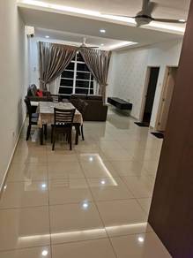 Condominium For Rent in Nusa Heights