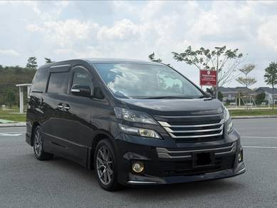 2014 Toyota Vellfire Z GOLDEN EYES