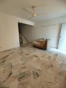 Townhouse Condo For Rent in Taman Midah Apartment